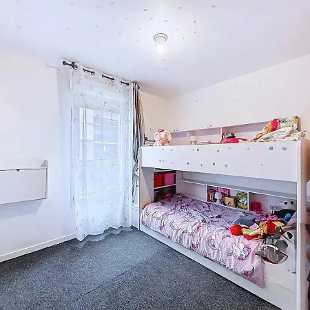 Apartamento Bel T3 Avec Balcon, Proche Transport Paris *